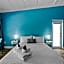 The New Yorker Miami Hotel