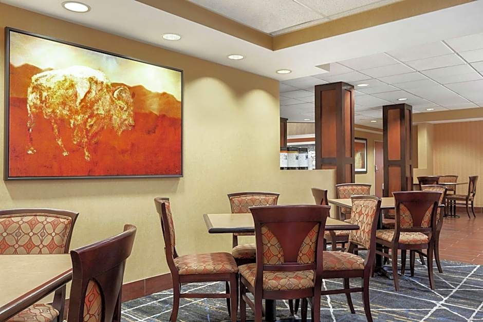Hampton Inn By Hilton Oklahoma City-I-40 E. (Tinker Air Force Base)