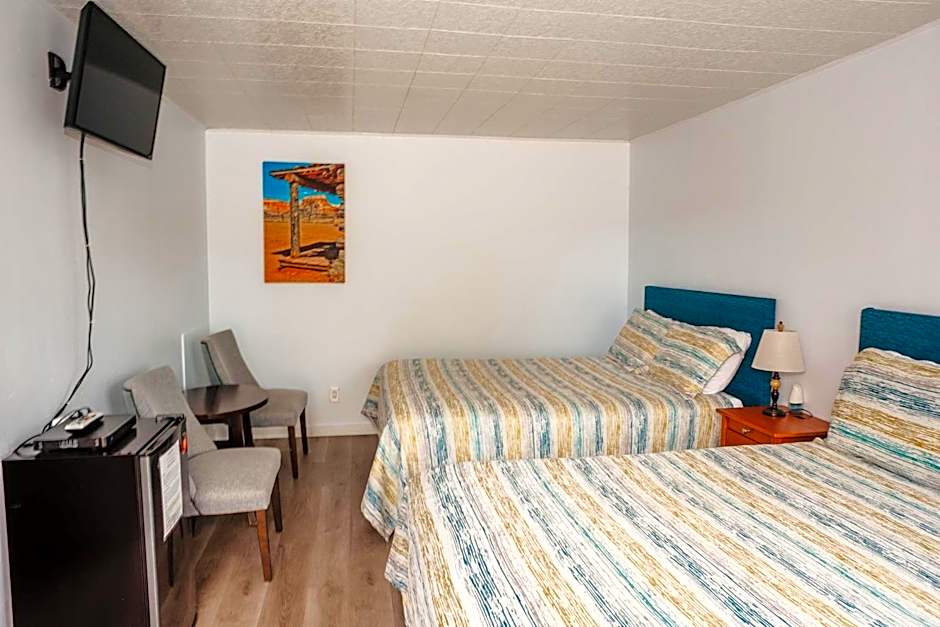 Lamplighter Lodge