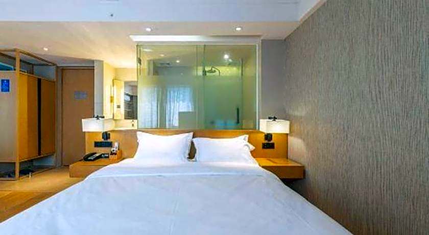 V8 Ziyuangang Hotel