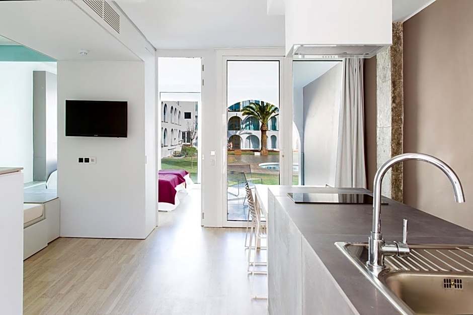 Ebano Hotel Apartments & Spa