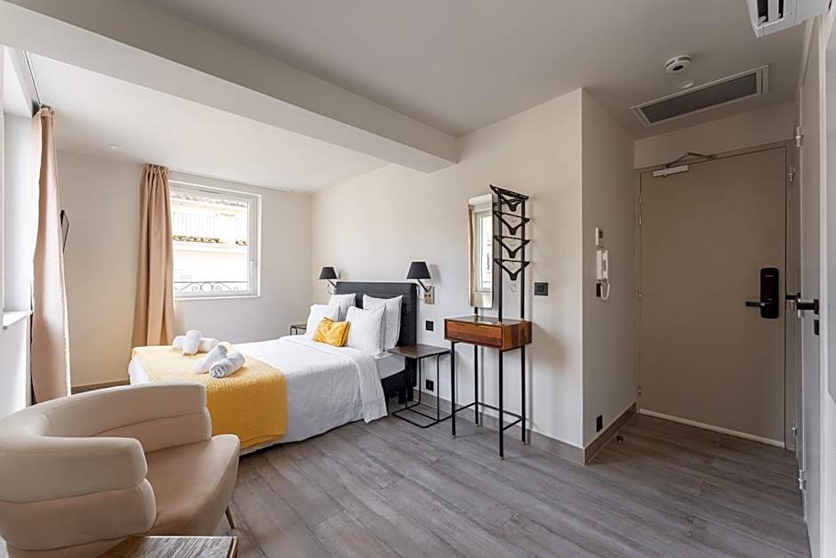 PARADISE Earth & Sea