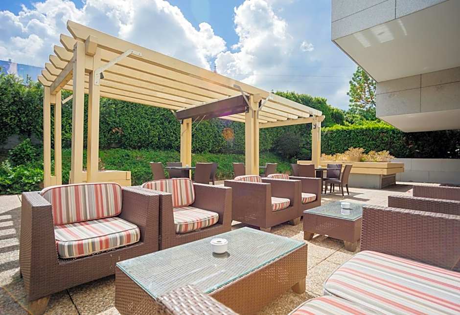 Axis Porto Business & Spa Hotel