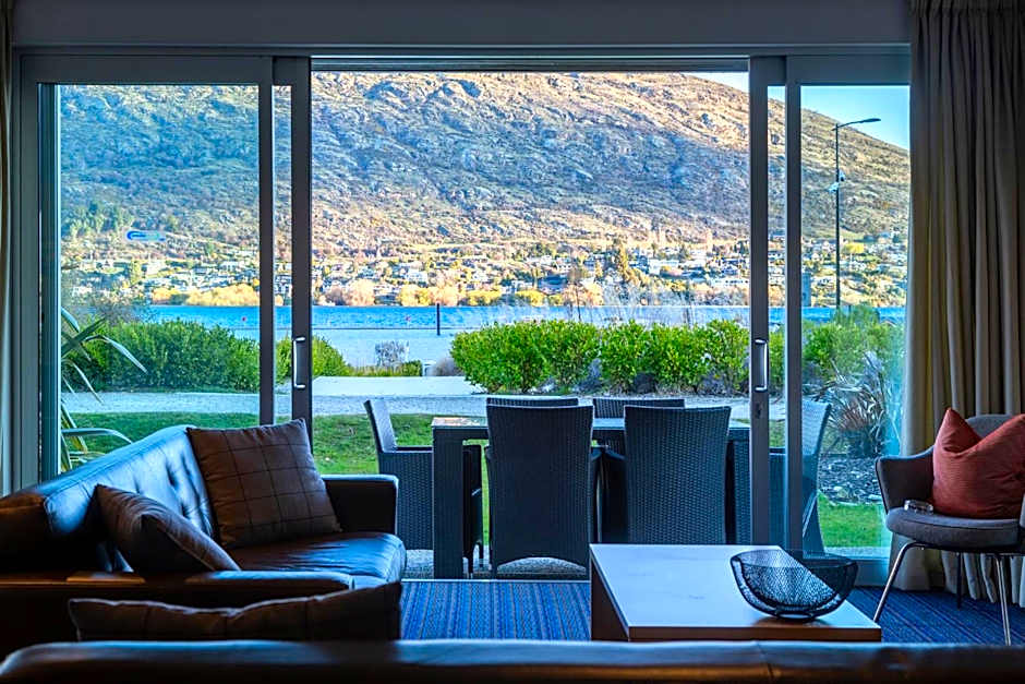 Marina Apartments - Element Escapes