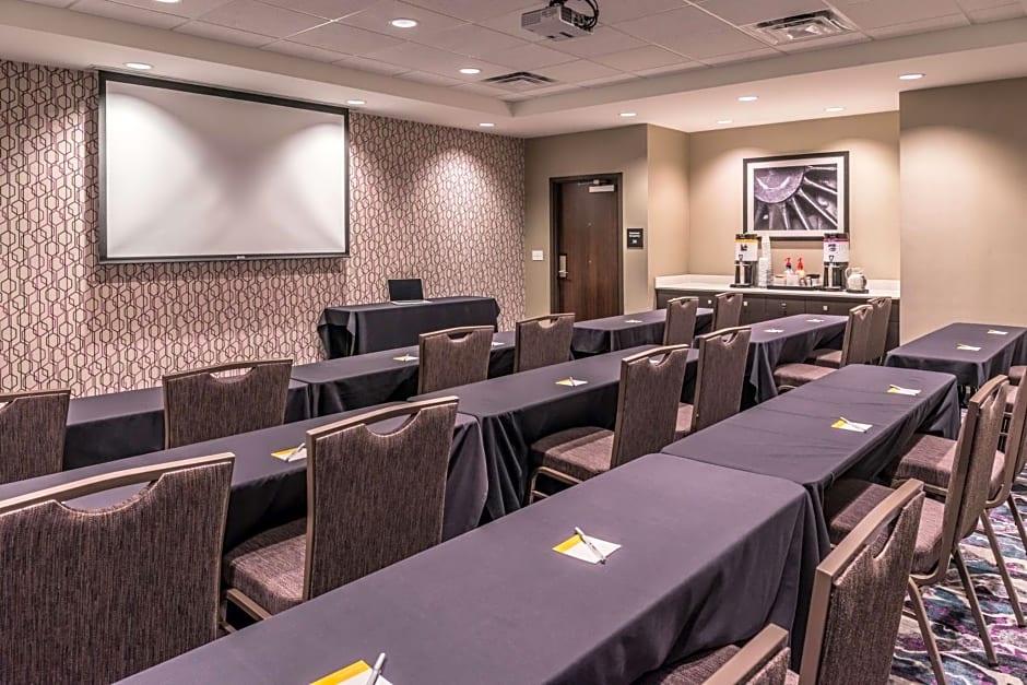 Hampton Inn By Hilton & Suites Wixom-Novi-Detroit MI