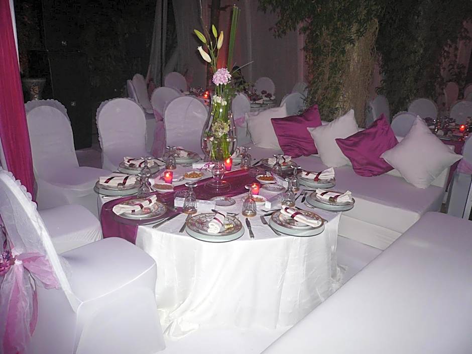 Riad Les Chrifis Navette Aéroport 24 sur 24