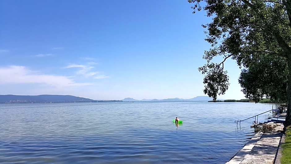 Balaton Panzió