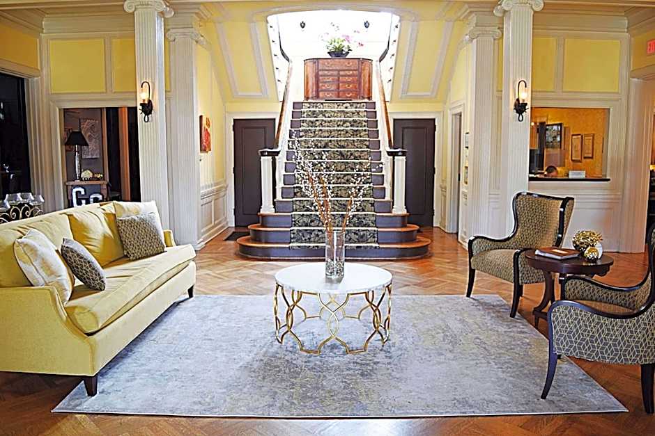 JH Adams Inn, Trademark Collection by Wyndham