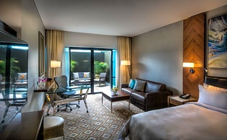 Deluxe Room, 2 Queen Beds, Non Smoking