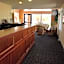 Days Inn by Wyndham Mackinaw City - Lakeview