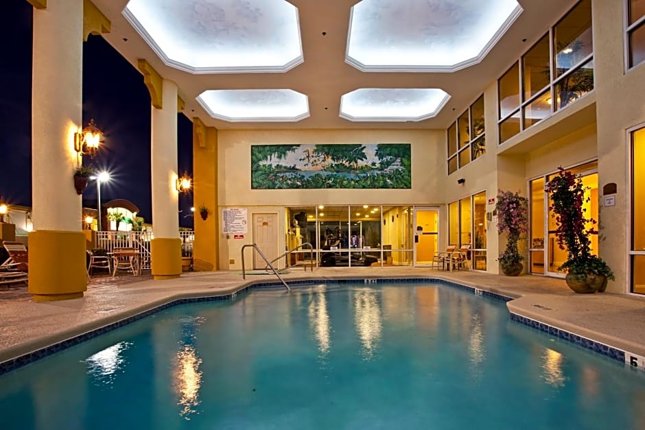 Holiday Inn Express Hotel & Suites Cocoa Beach