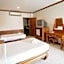 Fah Place Hotel