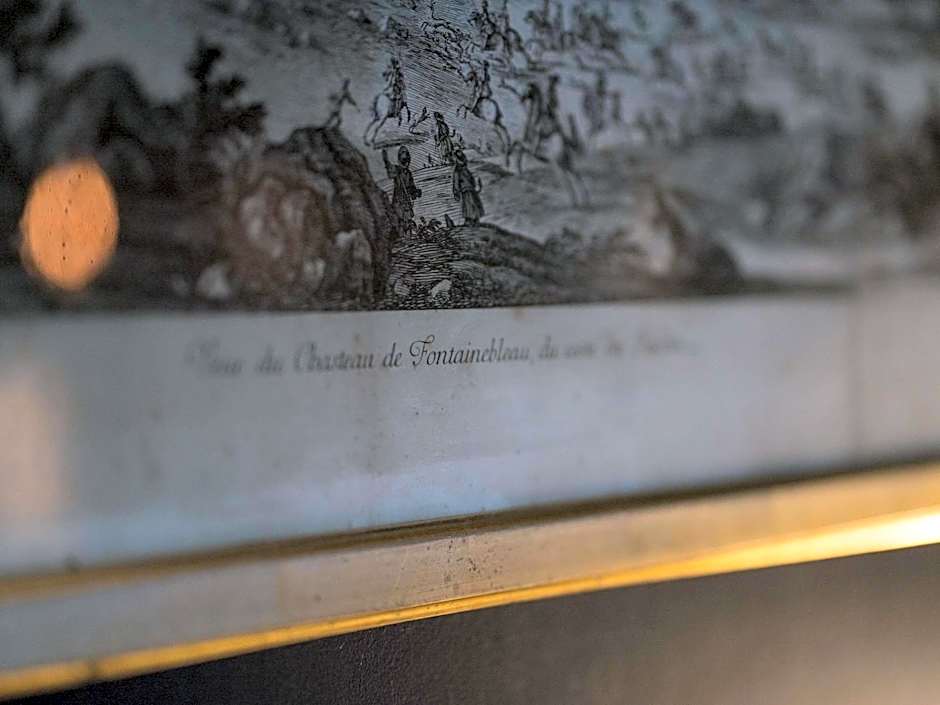 Aigle Noir Fontainebleau MGallery