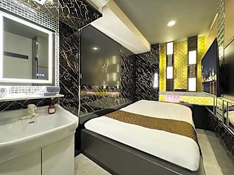 Double Room - Smoking