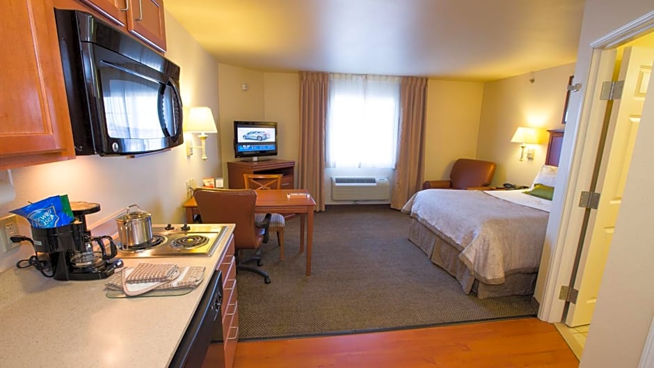 Candlewood Suites Springfield By IHG