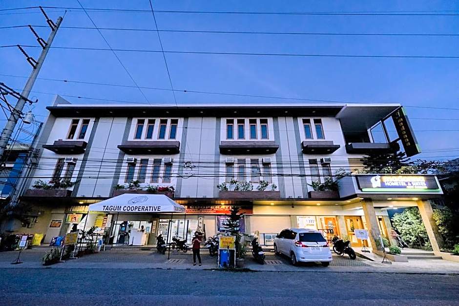 Madonna Hometel and Suites