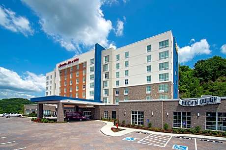 Hampton Inn & Suites by Hilton Nashville North Skyline