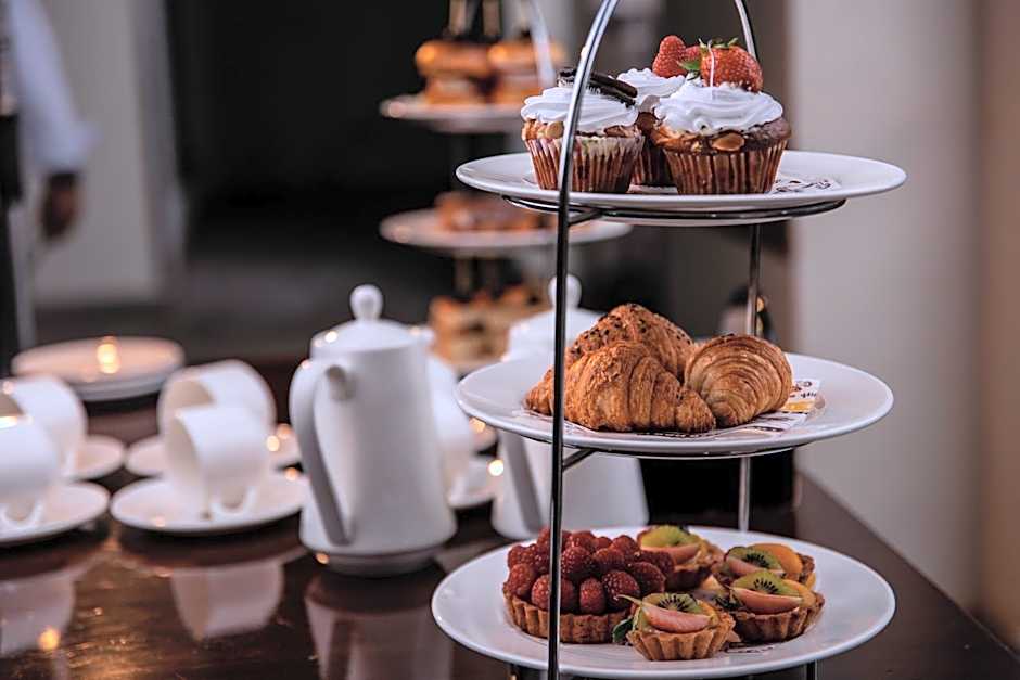 Crowne Plaza Nairobi Airport by IHG