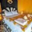 Horaz luxury Camp