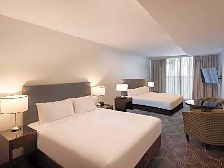 Deluxe Queen Room with Two Queen Beds