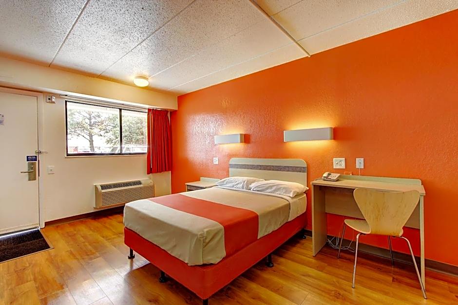 Motel 6-York, PA