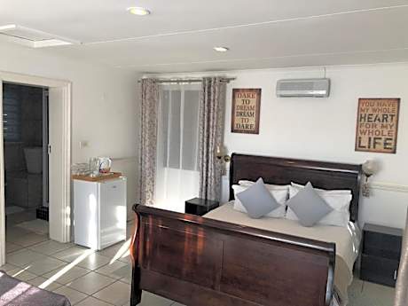 Double Room 4