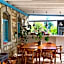 Alacati Zeytin Konak Hotel