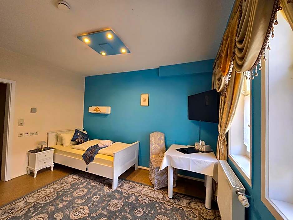 Photo 1 of 1 of Single Room