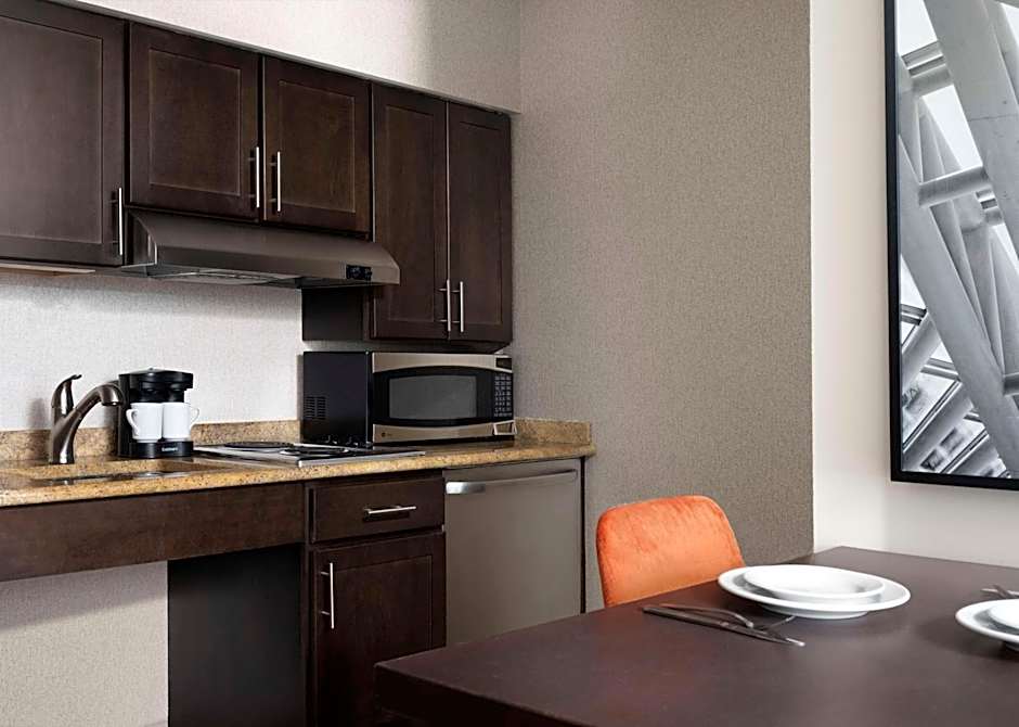 Homewood Suites by Hilton Carle Place - Garden City