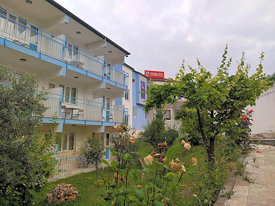 Uyum Hotel
