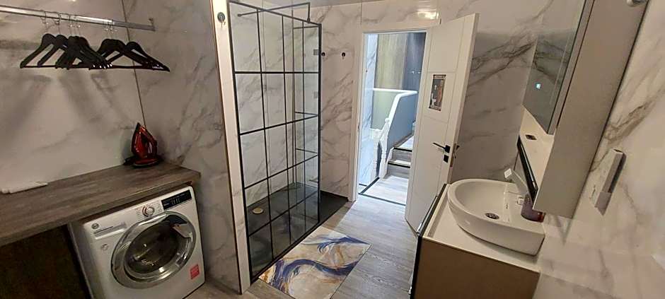 The Modern Space - New Renovation!