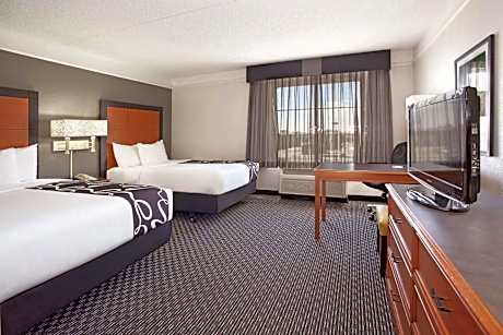 Deluxe Double Room with Two Double Beds - Non-Smoking