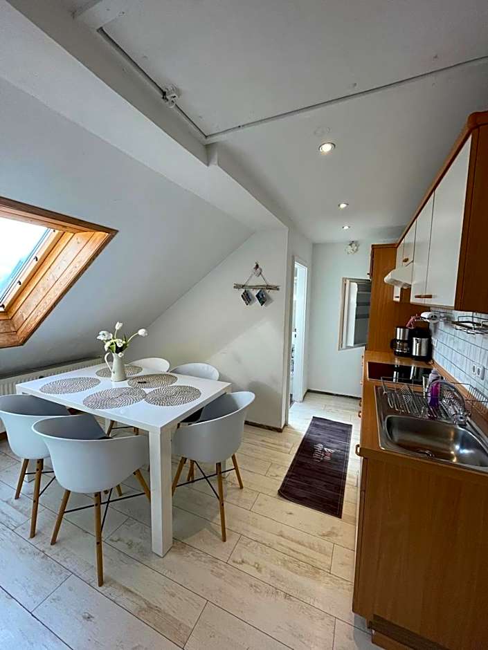 LA Boutique House