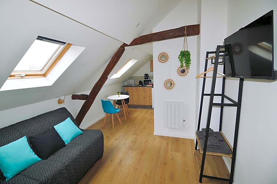 Studios Lsquare Residence AFPA