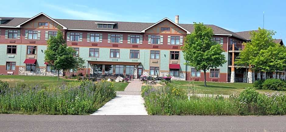 Canal Park Lodge