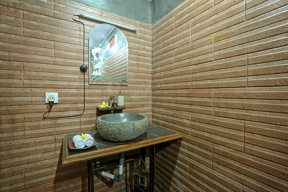Tropical Canggu Hostel