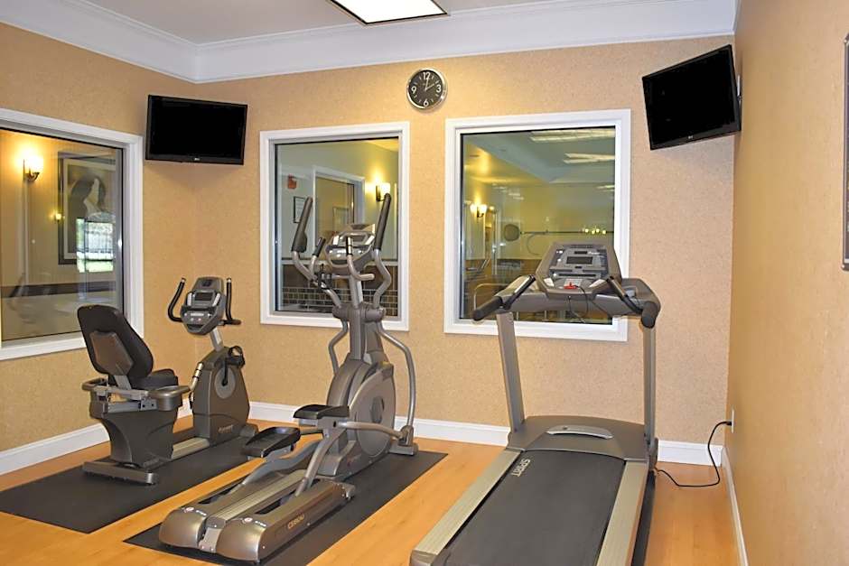 Best Western Plus Easton Inn & Suites