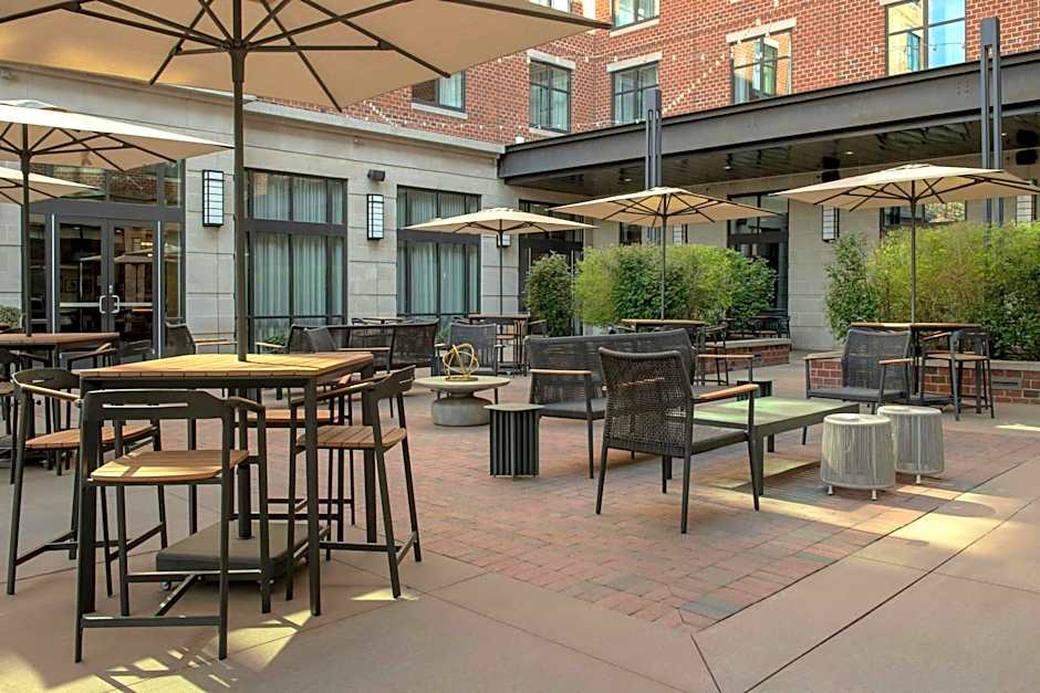 Residence Inn by Marriott Richmond Downtown