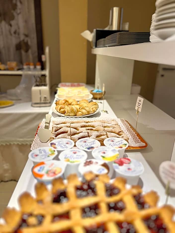 Eremes Rooms & Apartments