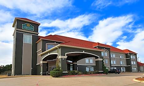La Quinta Inn & Suites by Wyndham Glen Rose