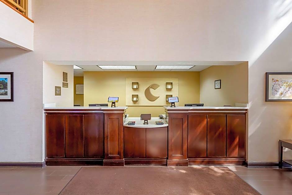 Comfort Suites Regency Park
