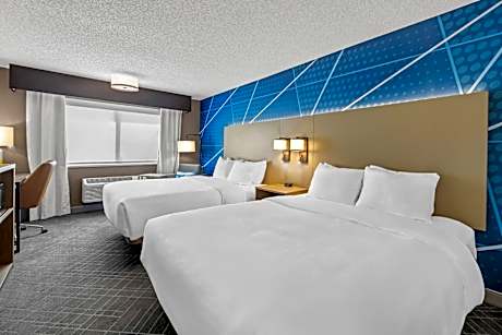 Queen Room with Two Queen Beds - Non-Smoking