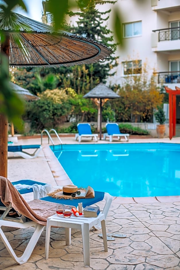 Artemis Cynthia Complex