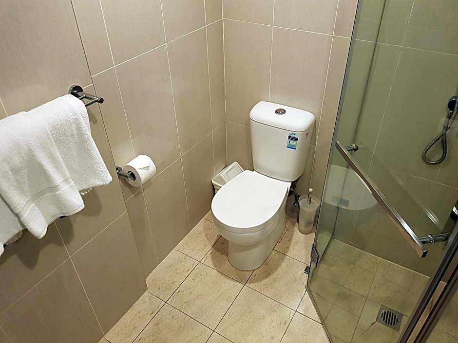 Twin Towers Inn