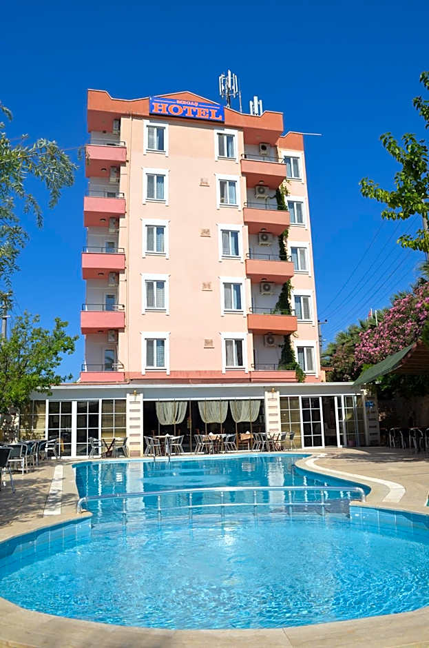 Megas Hotel