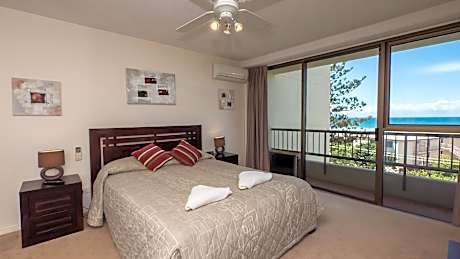 2 Bedroom Deluxe Apartment