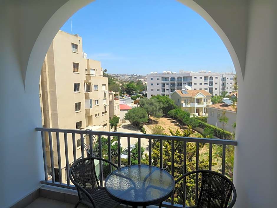 Polyxeni Hotel Apartments