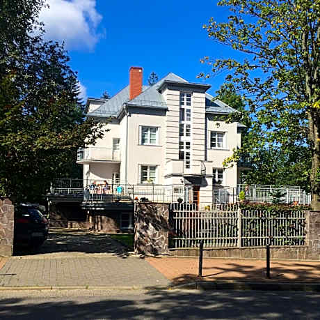 Astoria - Willa Literatów