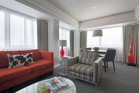 King Suite with Spa Bath