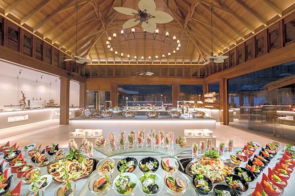 Dusit Thani Maldives - Mudhdhoo Island, Baa Atoll